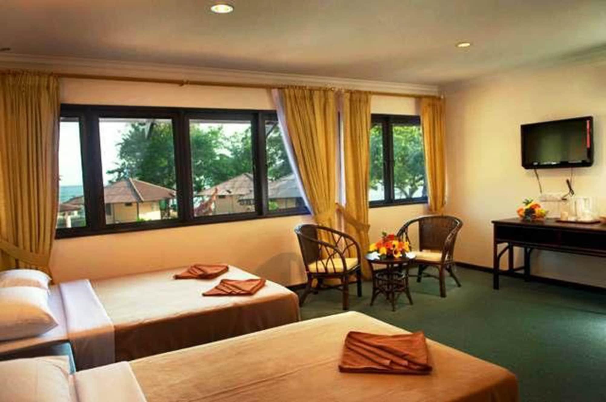 Pangkor Sandy Beach Resort Kampong Pasir Bogak Exterior foto