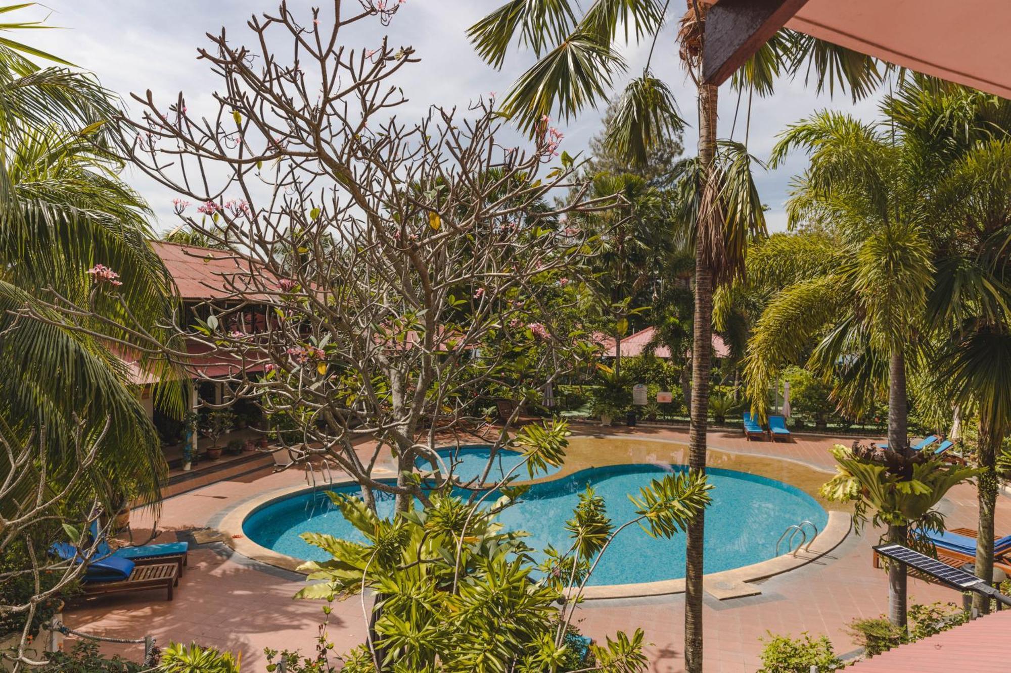 Pangkor Sandy Beach Resort Kampong Pasir Bogak Exterior foto